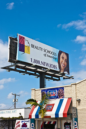 3453_DG_Billboards_Wynwood_District_Litle_Haity_Miami_FL_5L8Y0295