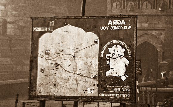 47275_SL_COLOR_INDIA_1987_13