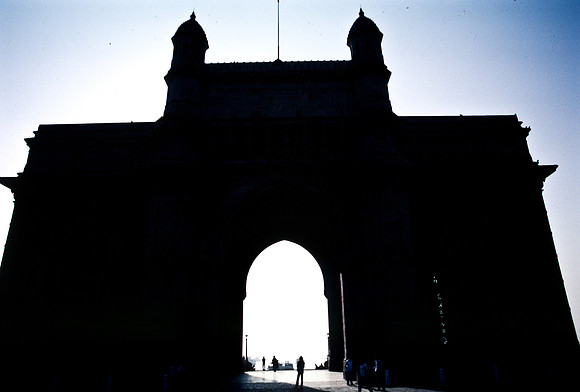 47282_SL_COLOR_INDIA_1987_15