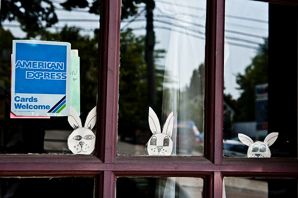 06577_ZV4N_0632_DG_COLOR_JAMESTOWN_RHODE_ISLAND_RI_USA_2007_reflections_windows