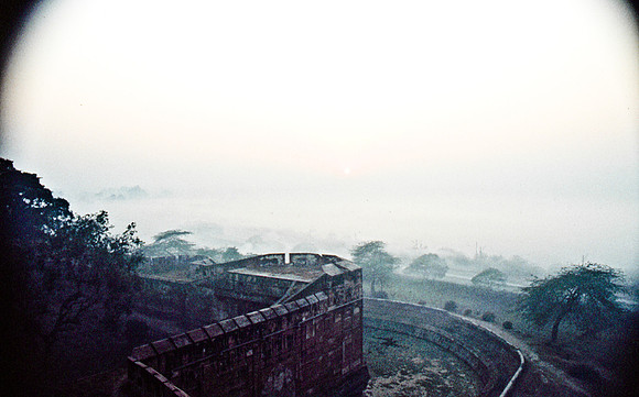 47268_SL_COLOR_INDIA_1987_11