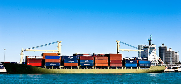 2905_DG_Miami_Port_Cranes_Cargo_Ship__FL_20090130_5L8Y0171