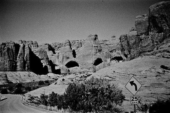 06773_B10_SL_COLOR_SL_COLOR_ARCHES_NAT_PARK_UT_97_1116.jpg