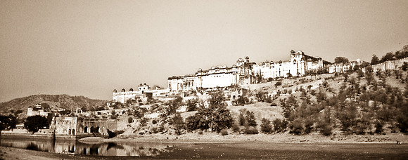47272_SL_COLOR_INDIA_1987_5