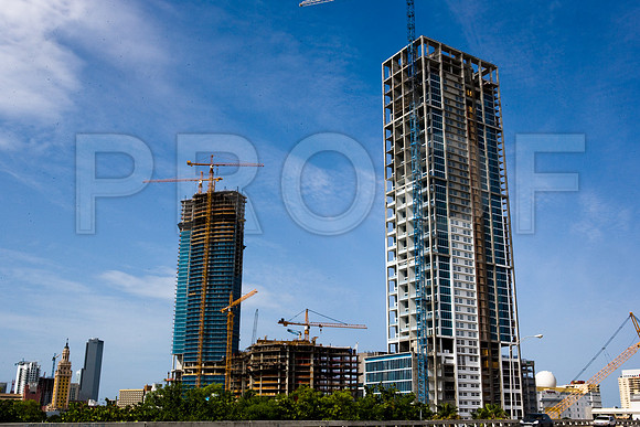 84691_2008_DG_Color_USA_Miami_FL_ZV4N1850