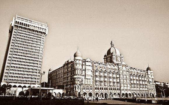 47290_SL_COLOR_INDIA_1987_3