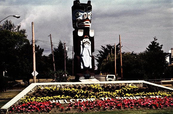 2545_SL_BOX_I_COLOR_OVKA_VICTORIA_CANADA_16