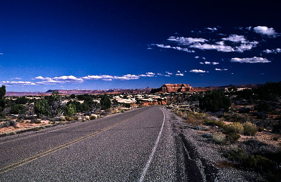 06791_B10_SL_COLOR_CANYONLAND_NAT_PARK_UT_97_20.jpg
