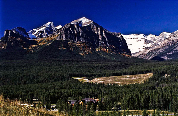 06827_B19_SL_COLOR_LAKE_LOUIS_TO_JASPER_HWY93_BANFF_NAT_PARK_WS_97_04.jpg