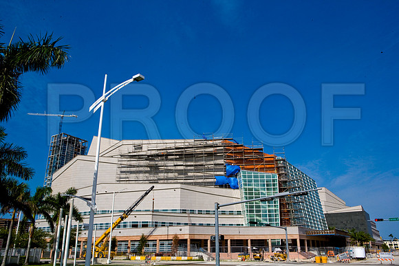 84691_2008_DG_Color_USA_Miami_FL_ZV4N1885