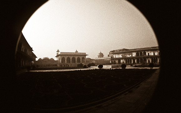 47302_SL_COLOR_INDIA_1987