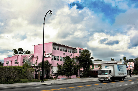 36155_DG_Color_USA_Miami_FL_Biscayne_BlvdZV4N6296_Oasis_Biscayne_BLV_Related