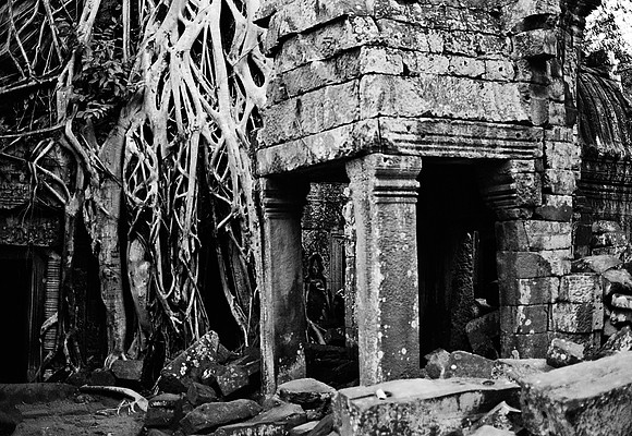 62456_2008_FM_BW_Temples_SlemReap_Cambodia_003