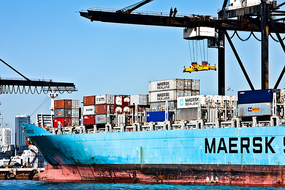 2903_DG_Port_Miami_Gargo_Ship_Containers_5l8Y_2789