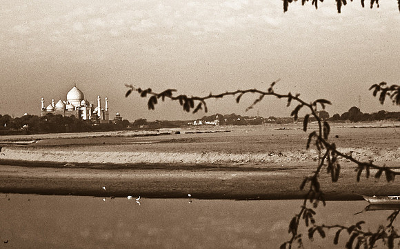 47286_SL_COLOR_INDIA_1987_18