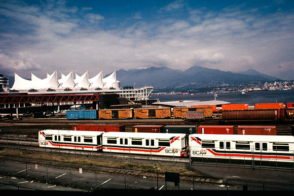 2548_SL_BOX_I_COLOR_OVKA_VICTORIA_CANADA_8