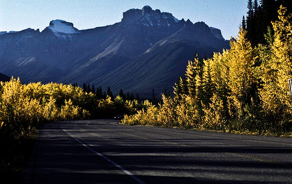 06836_B19_SL_COLOR_ATHABASCA_FALLS_ONE_OF_JASPER_NAT_PARK_BC_WS_97_09.jpg