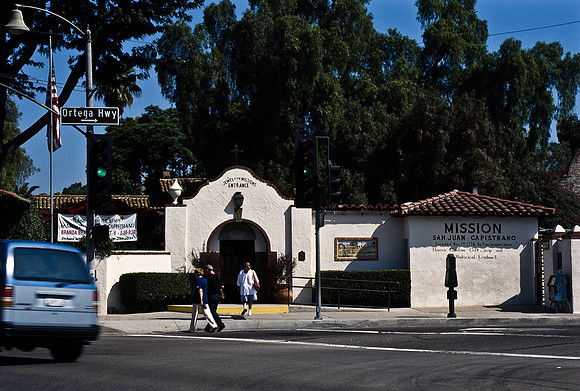 47922_B17_SL_COLOR_CAPISTANO_TO_SANTA_BARBARA_CA_97_19.jpg