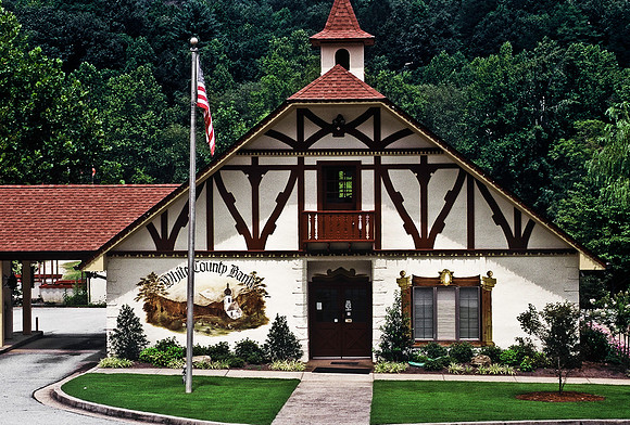 47416_B4_SL_COLOR_US_TOUR_NC_GA_97_11.jpg