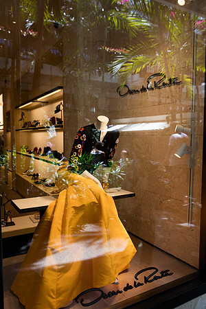20160417_Mannequins_and_Windows_075A0045