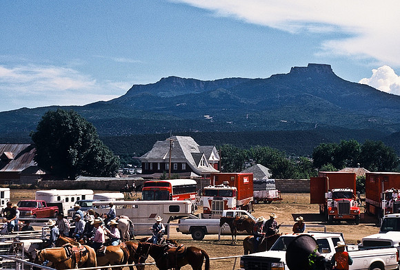 47489_B6_SL_COLOR_TRINIDAD_RODEO_CO_97_01.jpg