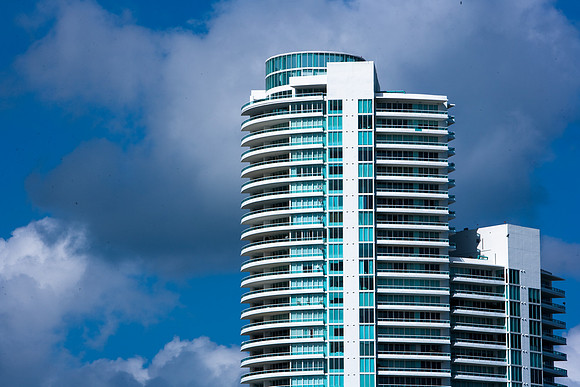 84739_ZV4N_8314_Miami_Fisher_USA