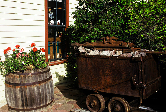 47430_B5_SL_COLOR_GEORGETOWN_HWY40_COLORADO_WY_97_09.jpg