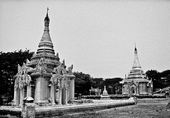0781_FM_BW_35MM_BURMA_3