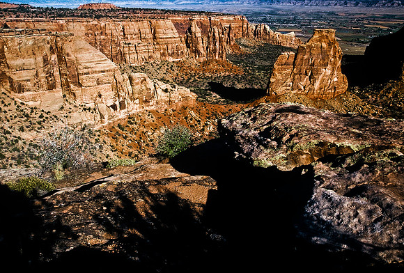 47464_B5_SL_COLOR_NATIONAL_MONUMENT_COLORADO_WY_97_04.jpg