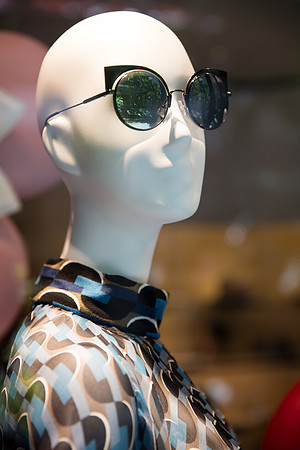 20160417_Mannequins_and_Windows_075A0027