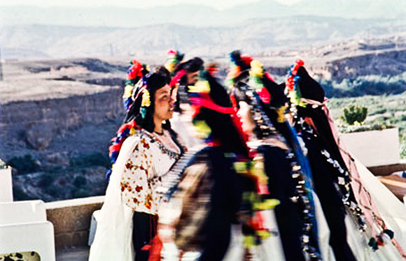 3232_SL_COLOR_EL_KELAA_M_GOUNA_MAROCCO_II_1998_16