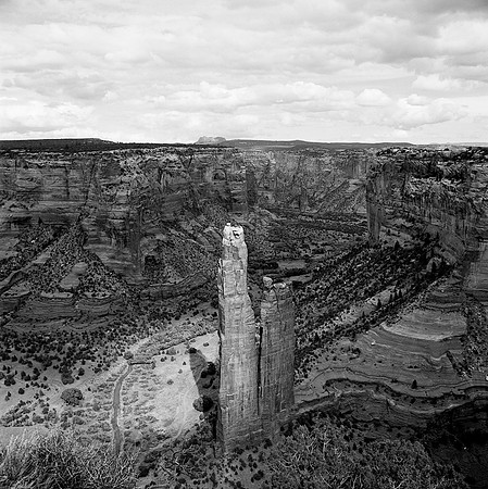 6102_COLOR_SQ_GRAND_CANYON_NORTH_RIME_AND LODGE_05_13.jpg