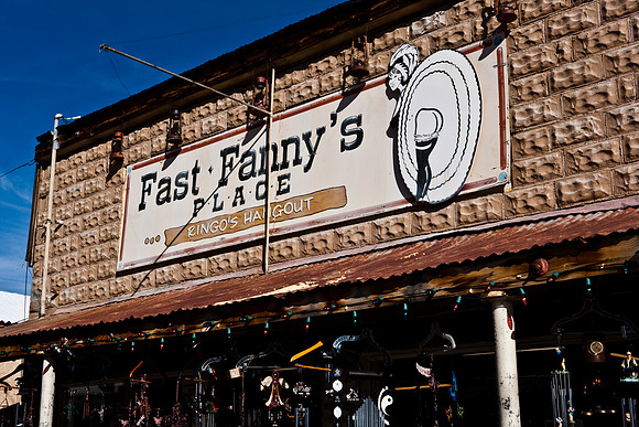 06648_DG_COLOR_OATMAN_ARIZONA_AZ_USA_2007_ZV4N_976