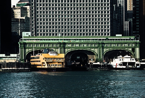 64047_B1_SL_COLOR_NY_86_08.jpg