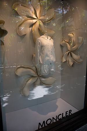 20160417_Mannequins_and_Windows_075A0032