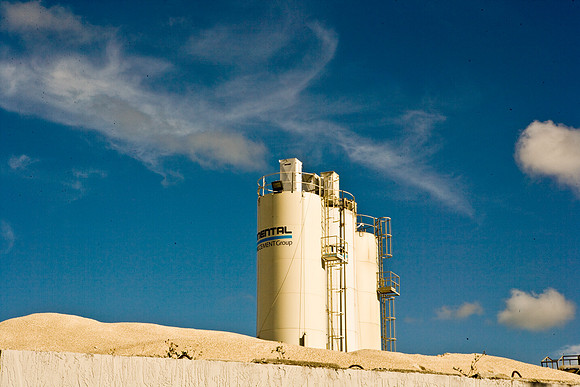 84697_Concrete_Plant_In_Fire_ZV4N6885
