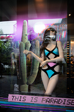 20160417_Mannequins_and_Windows_075A0067
