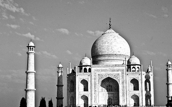 47272_SL_COLOR_INDIA_1987_12