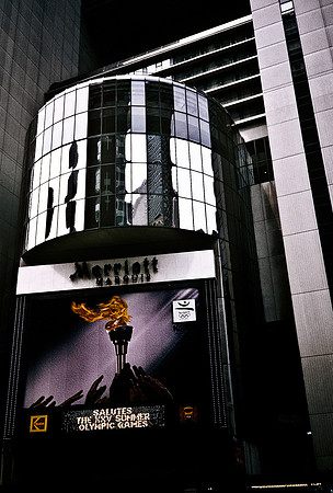 64028_B1_SL_COLOR_NY_1992_02.jpg