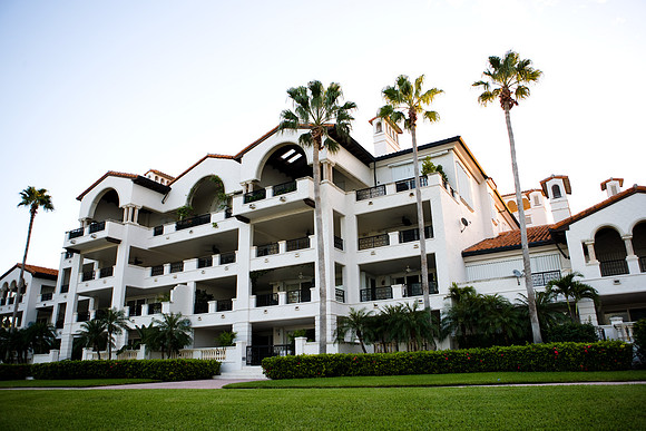 36145_DG_Color_USA_Fisher_Island_FL_Related_GroupZV4N4766