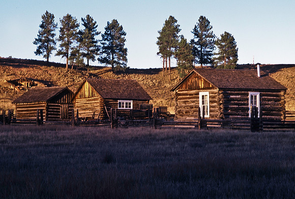 47433_B5_SL_COLOR_ARGOTOWN_HWY40_COLORADO_WY_97_05.jpg