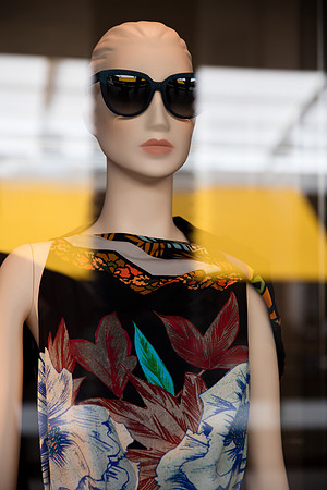 20160417_Mannequins_and_Windows_075A0129