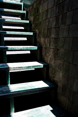 06577_ZV4N_0528_DG_COLOR_MYSTIC_CONNECTICUT_CT_USA_2007_Architectural_details_stairs