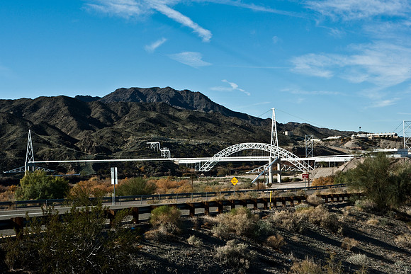 06647_DG_COLOR_ROUTE_66_TO_OATMAN_ARIZONA_AZ_USA_2007_ZV4N_863
