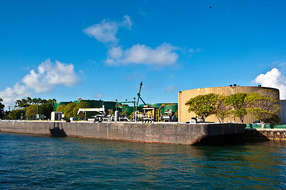 4925_DG_Fisher_Island_Fuel_Depo_King_Darius_Tanker_2010_Miami_FL_ZV4N0214