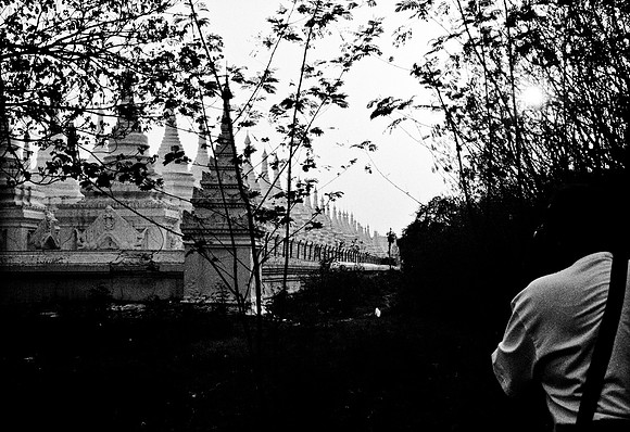 0784_FM_BW_35MM_BURMA_14