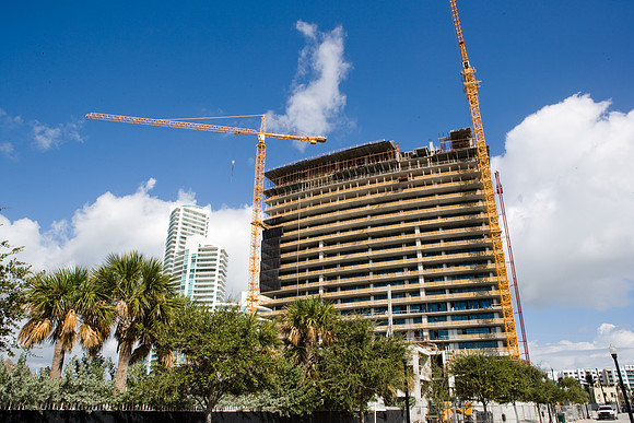36140_DG_Color_USA_Miami_Beach_FL_Related_Group_South_of_Fifth36140_RELATED_DG_ZV4N3561