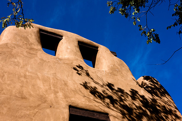 20081019_DVD63_DG_USA_Santa_Fe_NM_5L8Y8407_full_blead