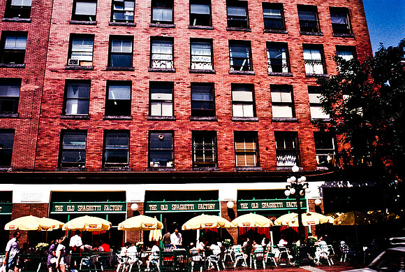 2548_SL_BOX_I_COLOR_OVKA_VICTORIA_CANADA_10
