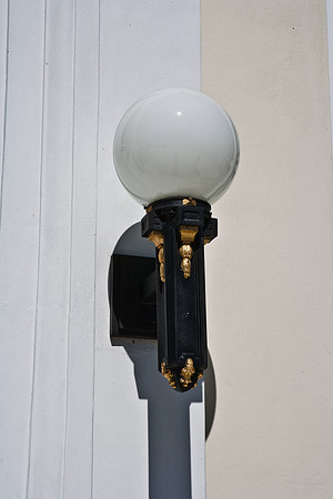 MDT33137_DG_ZV4N_MIDTOWN_6097_BOOK_06